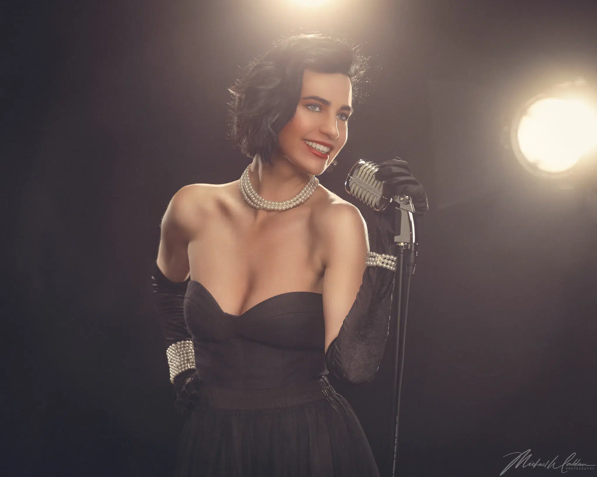 Lisi im Fotostudio Dallgow-Döberitz | Old Hollywood